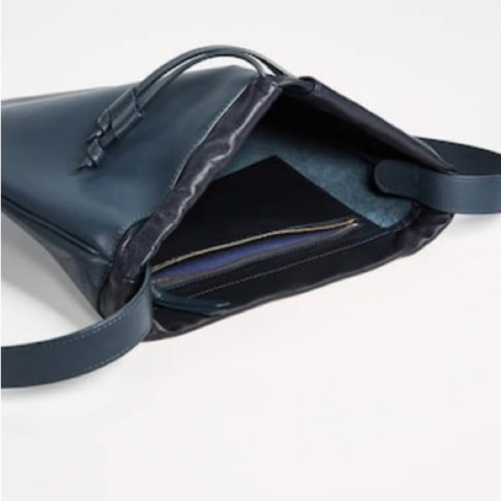 A.P.C. Sac Havane Crossbody bag Navy - Picture 14 of 15